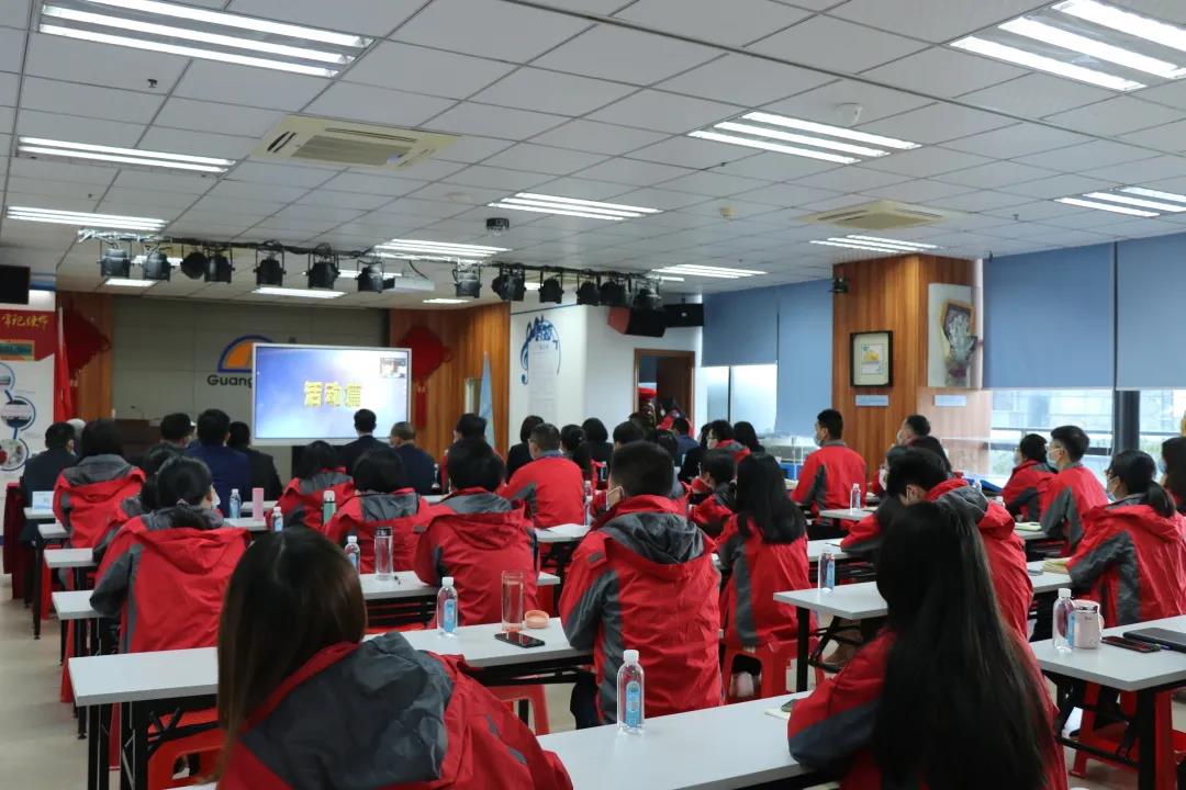 新起点 新希望丨EMC易倍集团2020年总结大会乐成举行！